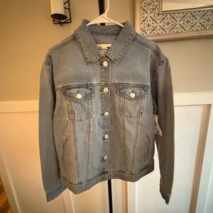 Seven7 Premium Women’s Denim Jacket Size Large – Light Wash Jean Jacket – New